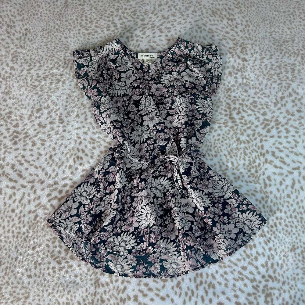 Monteau Wrap Top Size M Black Floral Flutter Sleeve Blouse